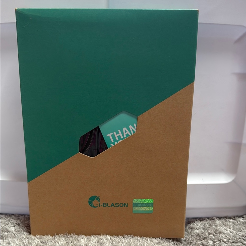 i-Blason New in box Black IPad Air2 protective case with Green & Brown Packaging